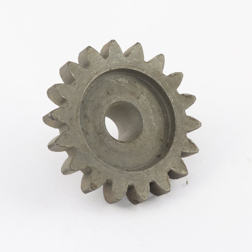 (B) Ozubené dvojkolo - Manet Korádo