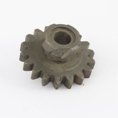 (B) Ozubené dvojkolo - Manet Korádo