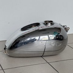 Palivová nádrž po renovaci - JAWA-ČZ 125/175