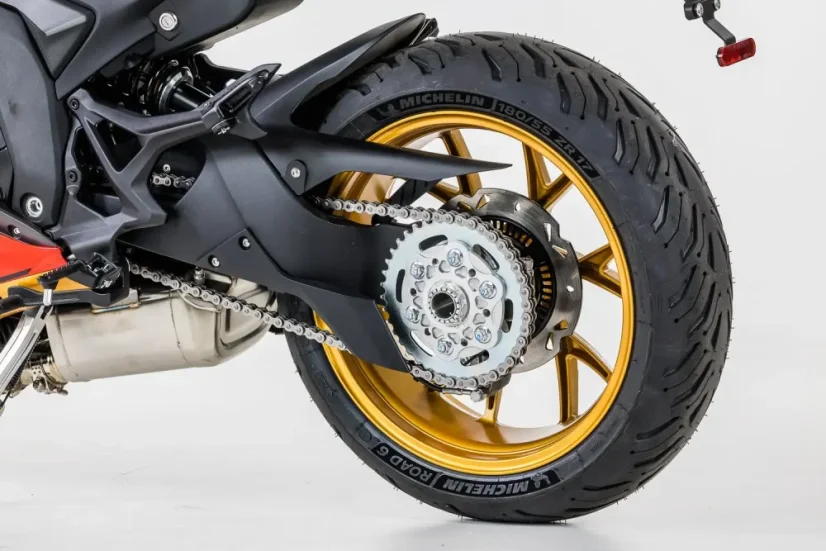 JD 750 by JAWA Racing