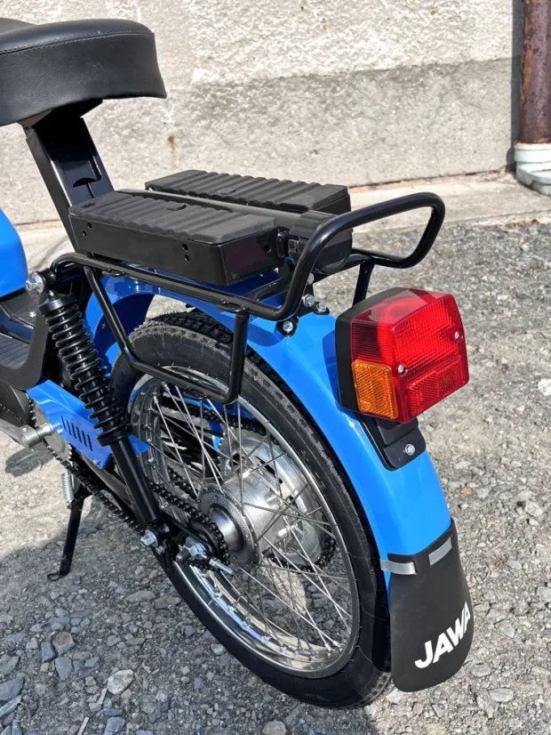 Babetta 210 (modrá) po kompletní renovaci - moped na prodej