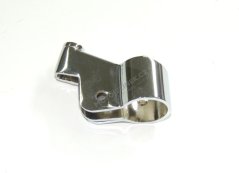 Objímka páčky, LEVÁ (se závitem), CHROM