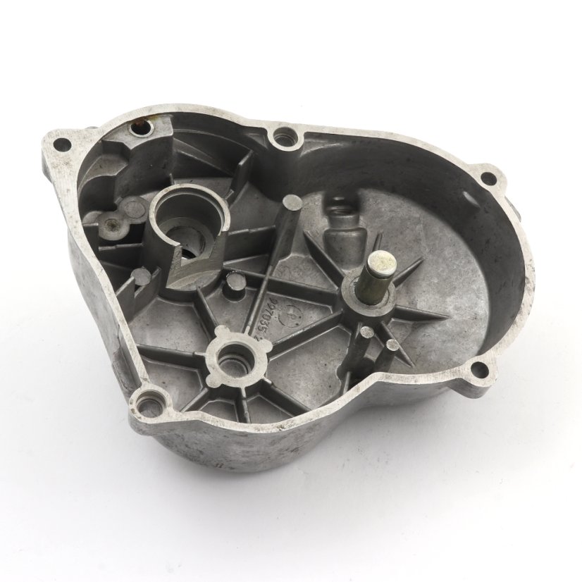 (B) Víko motoru, od spojky (KICK) - Korádo Super Maxi 