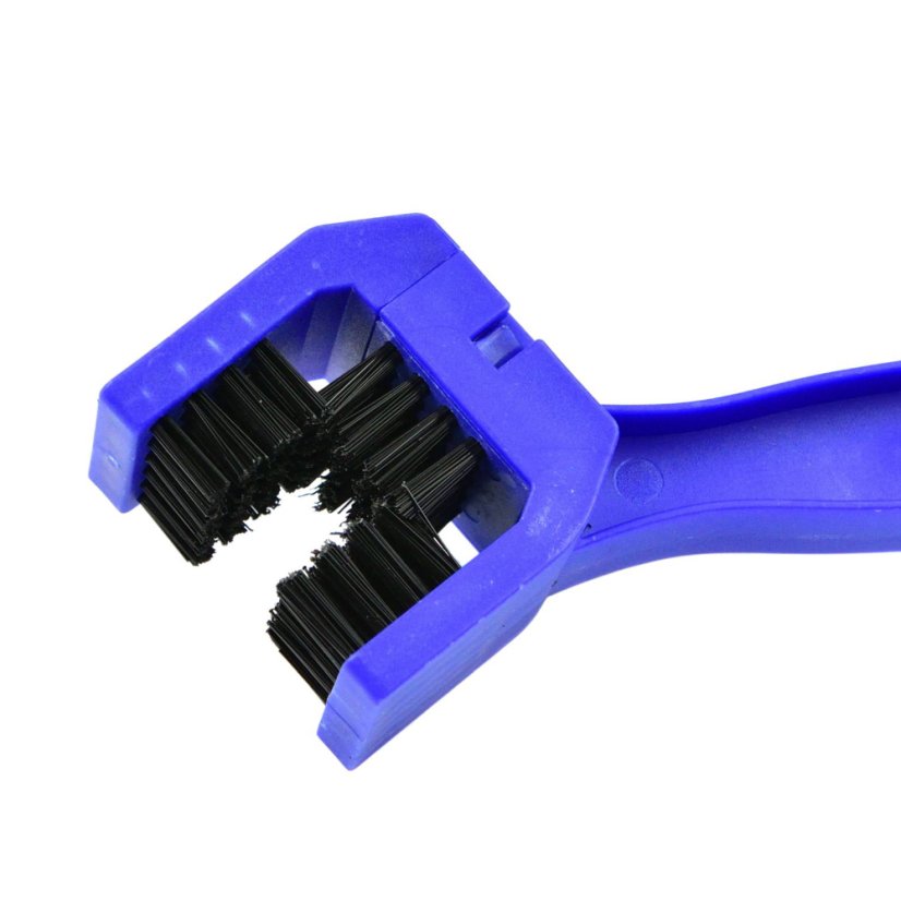 Chain cleaning brush