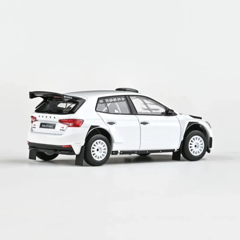 Model Škoda Fabia IV RS Rally2 (2022), gravel wheels (1:43) - white