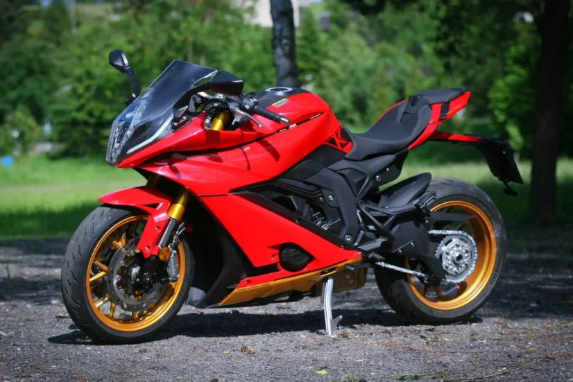 JD 750 by JAWA Racing